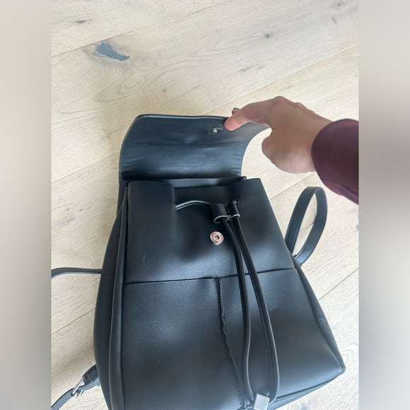 Black faux leather backpack - Picture 4 of 6